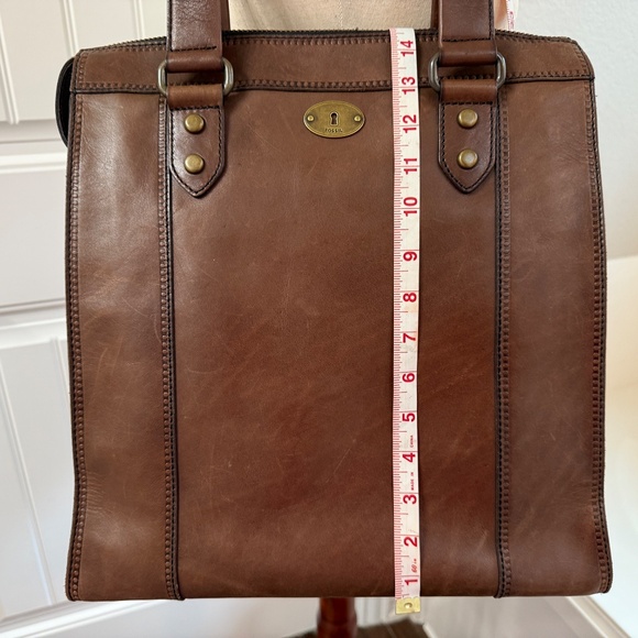 Fossil Vintage Revival Leather Tote ZB5420 - Picture 4 of 16